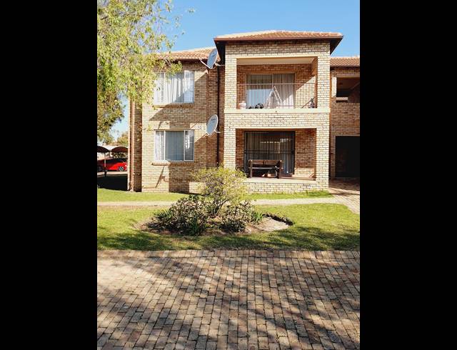 2 BEDROOM APARTMENT RENTED IN NOORDWYK